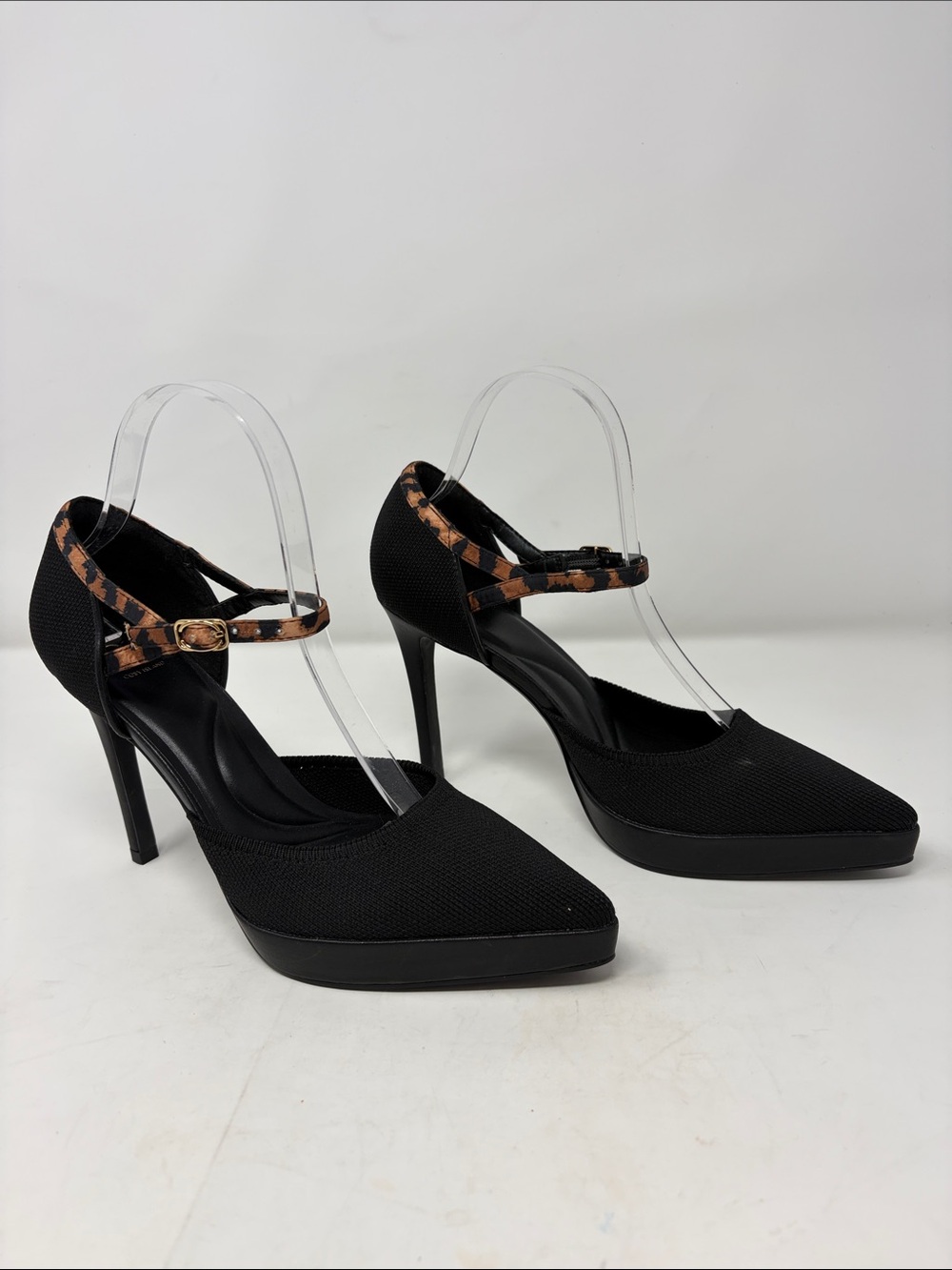 Cozy Island Black Pointed Mary Jane Heels with Leopard Accent Size 6.5